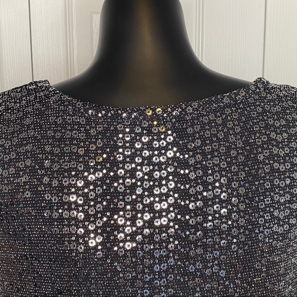 Mandee Metallic Blouse Women’s Size Large - Picture 3 of 7